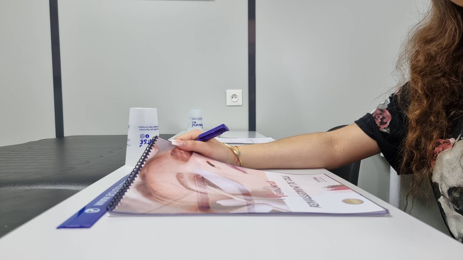 Apprendre les techniques de rehaussement de cils